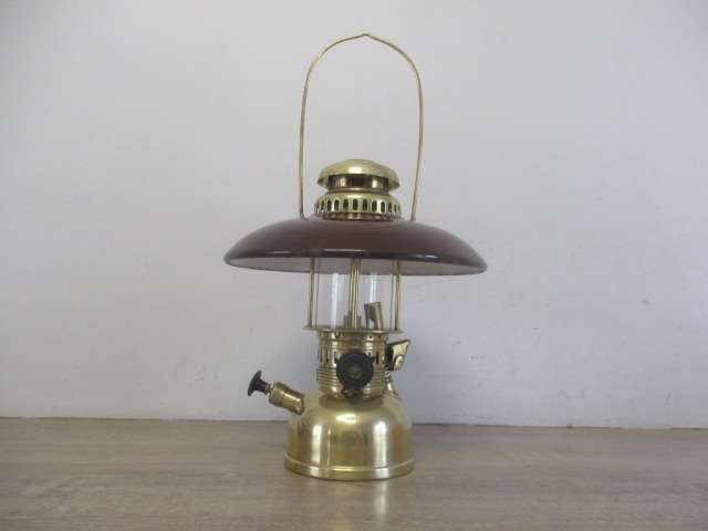 Masterpiece ....This Very Rare Vintage Geniol Germany Reg. Automatic 150 CP Kerosene Lamp