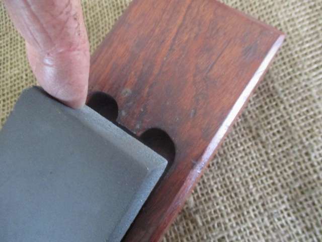 Double Sided Sharpening Stone In Beautiful Wooden Holder With Half Bottle Full Honing Oil