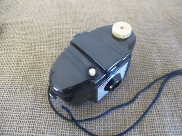 Neat Vintage Kodak Brownie 127 Camera By Kodak Limited London    1952  -  1967