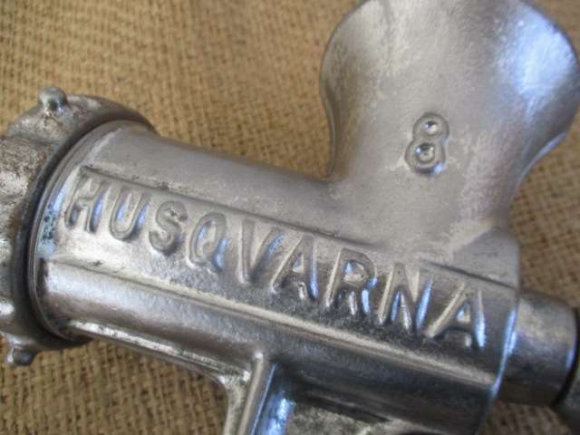 Complete Vintage Husqvarna Reliance No 8 Cast Iron Meat Mincer          Made In Sweden