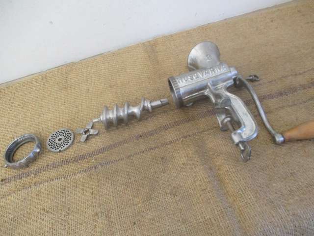 Complete Vintage Husqvarna Reliance No 8 Cast Iron Meat Mincer          Made In Sweden