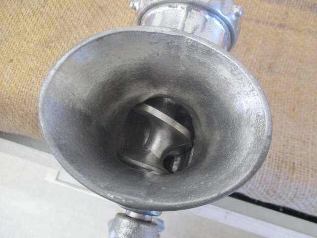 Complete Vintage Husqvarna Reliance No 8 Cast Iron Meat Mincer          Made In Sweden