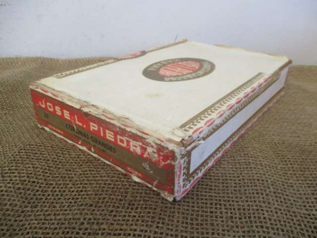 Vintage Josel Piedra Habana Cigar Box And Selection Of Three Different Brand Name Cigars