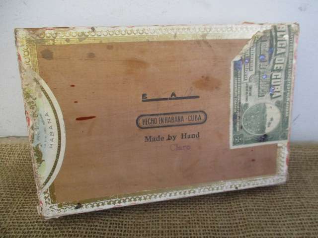 Vintage Josel Piedra Habana Cigar Box And Selection Of Three Different Brand Name Cigars