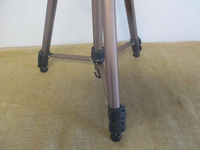 Lovely Mivision MI-3770 Tripod Stand In Original Carrying Bag
