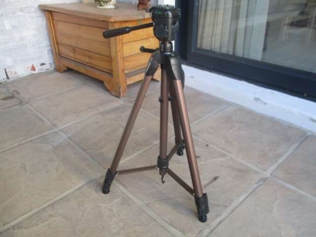 Lovely Mivision MI-3770 Tripod Stand In Original Carrying Bag