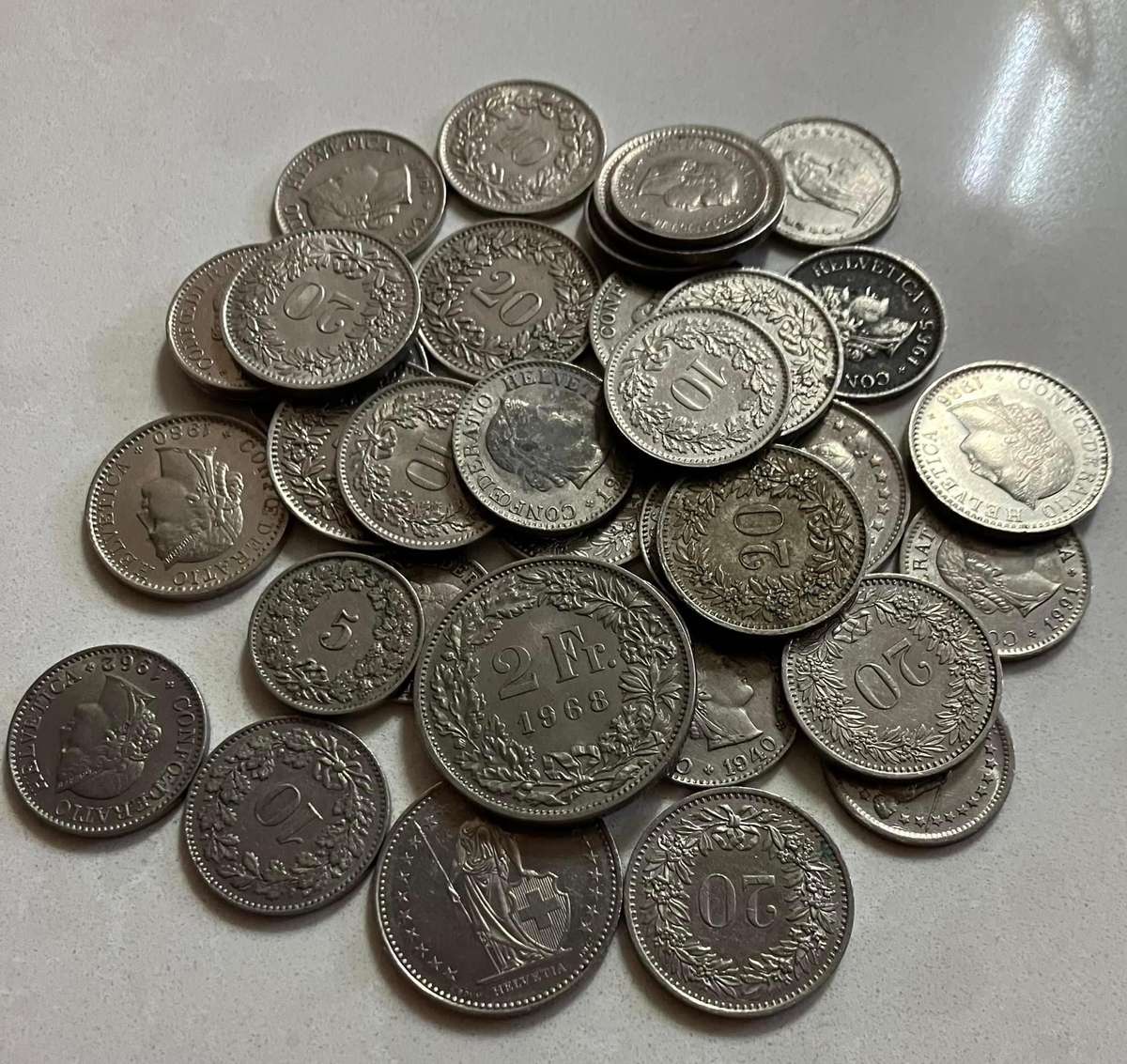 Bundle of world coins (1.6kg)