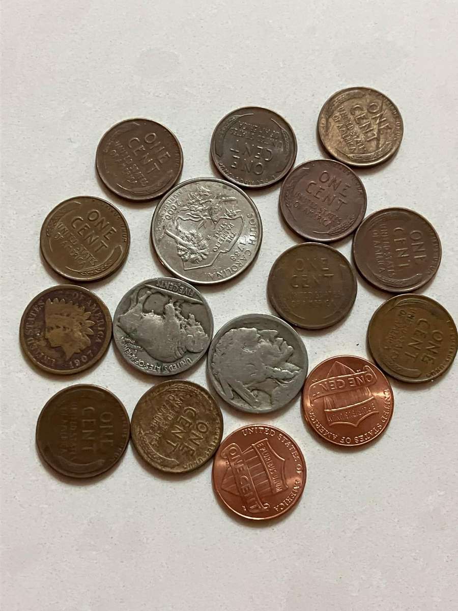 Bundle of world coins (1.6kg)