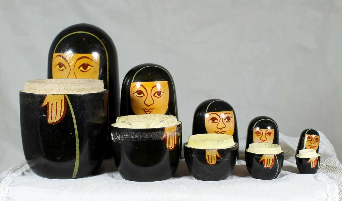 Russian nesting dolls in black