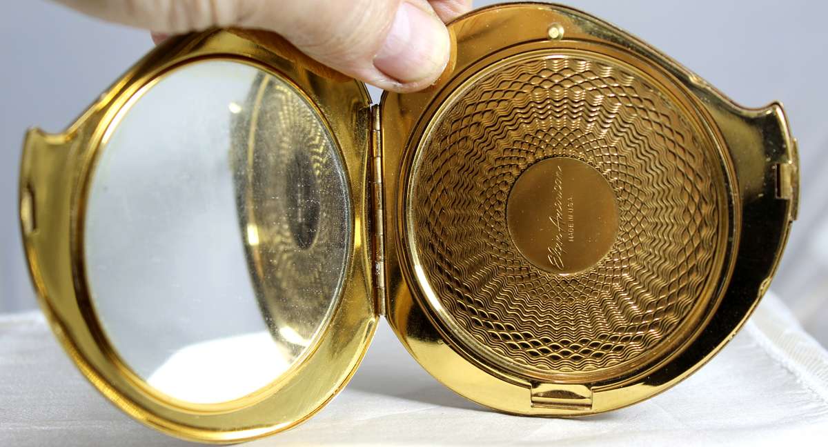 I love you compact by Elgin American