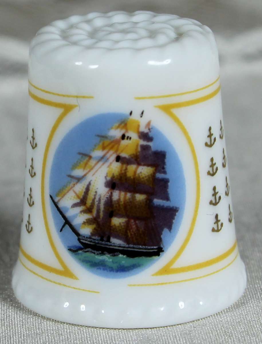 Bone China thimble - collectors club - Shoga - clipper shiy