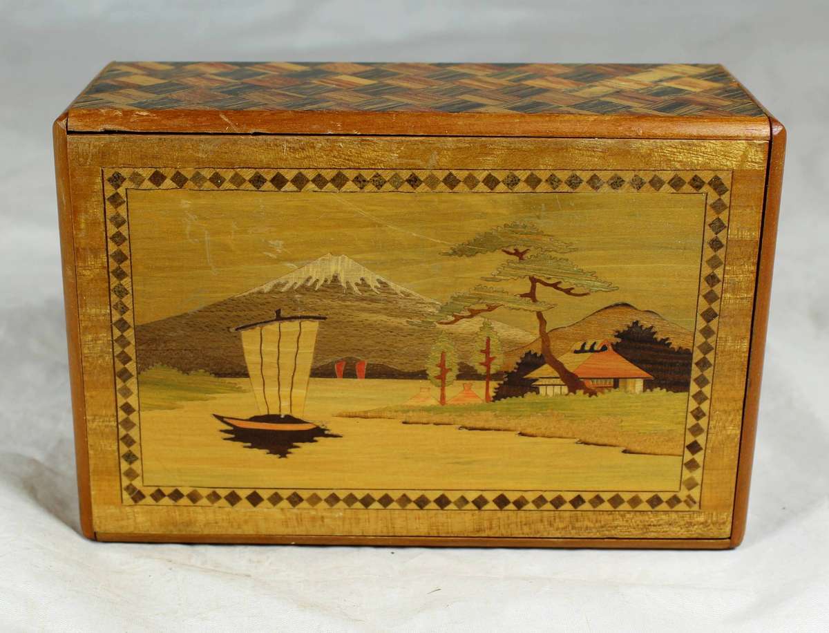 Wooden Chinese puzzle box