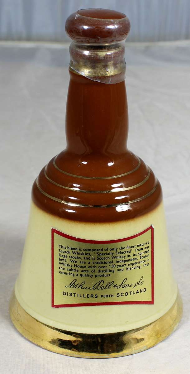Small Wade Bell's Scotch whisky container - empty