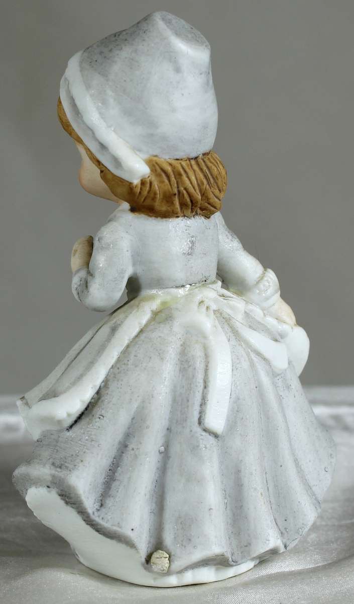 Little girl in traditional dress