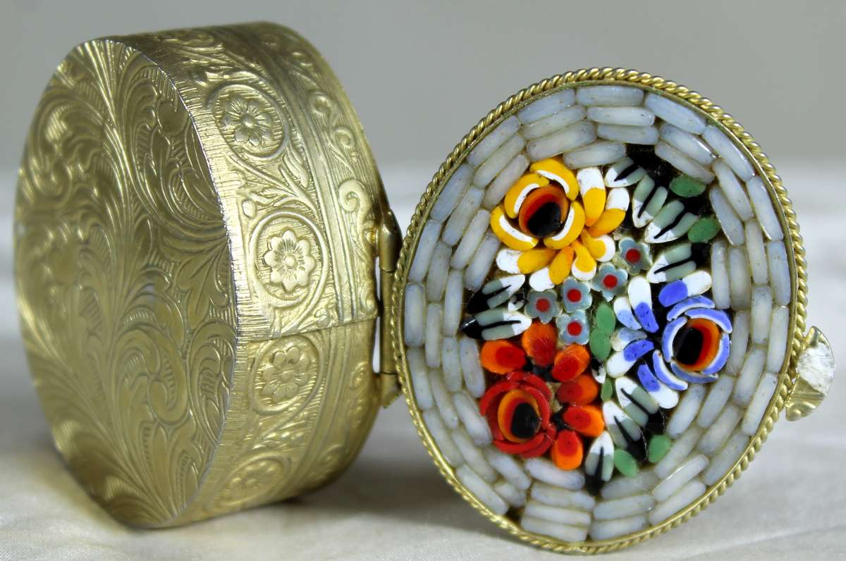 Pill box with enamel embellishment