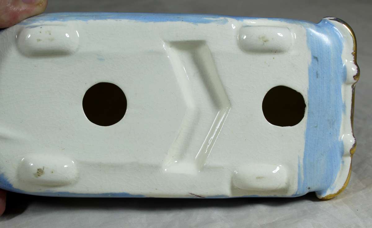 Cadillac condiment set