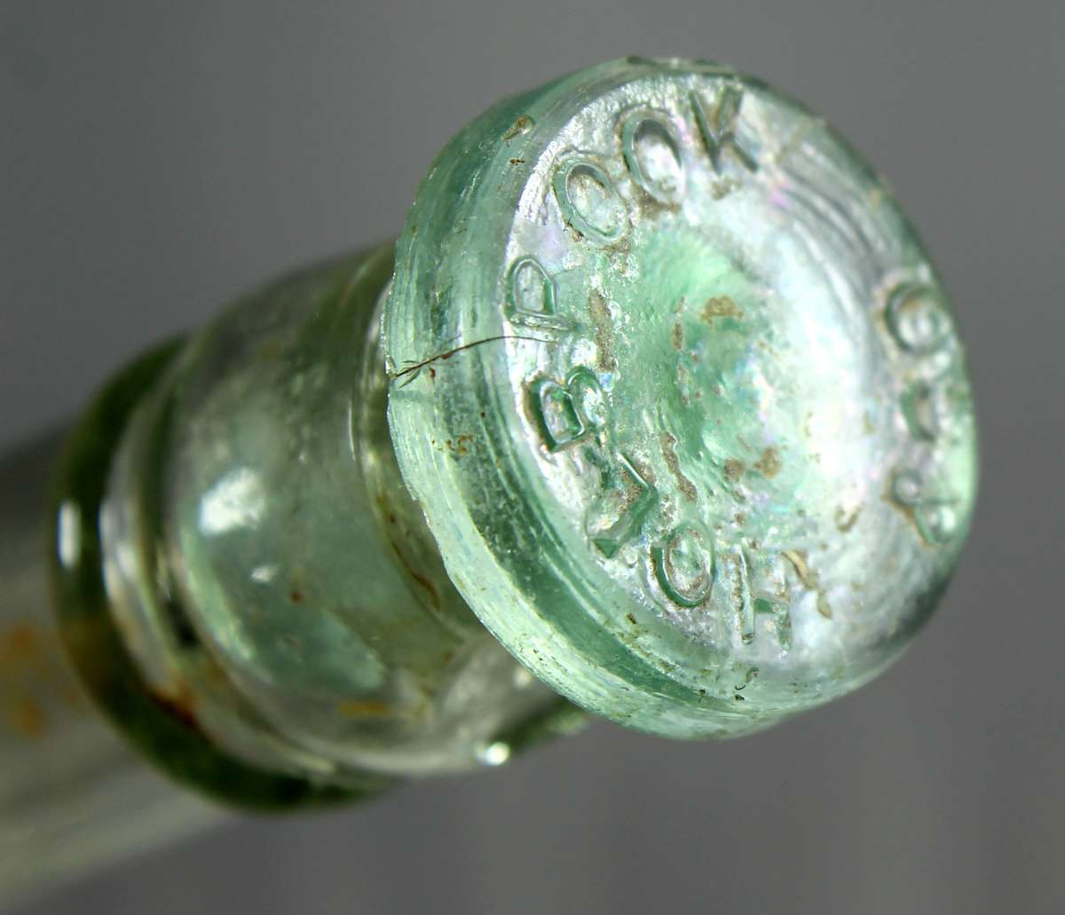 Antique 'Soetolie' or salad oil with stopper