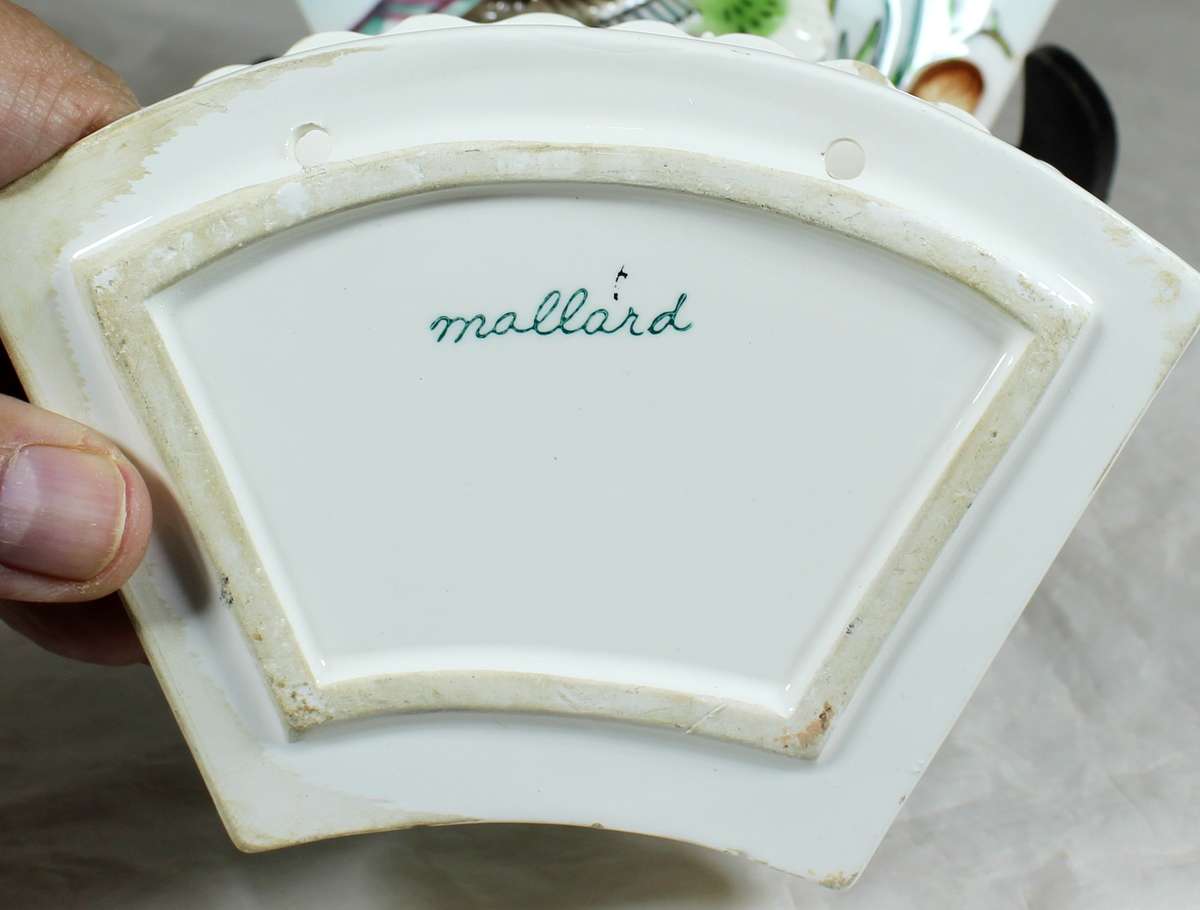 Mallard ducks - pair of wall pockets