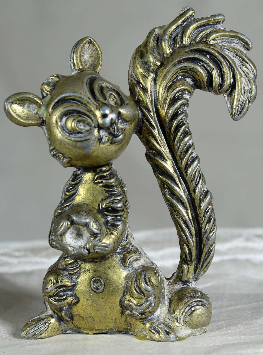 Brass squirrel