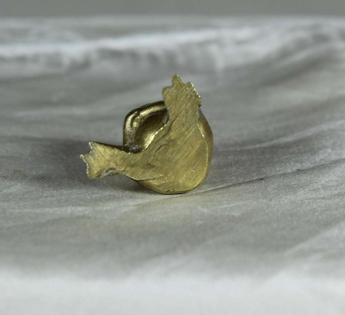 Miniature brass seated frog