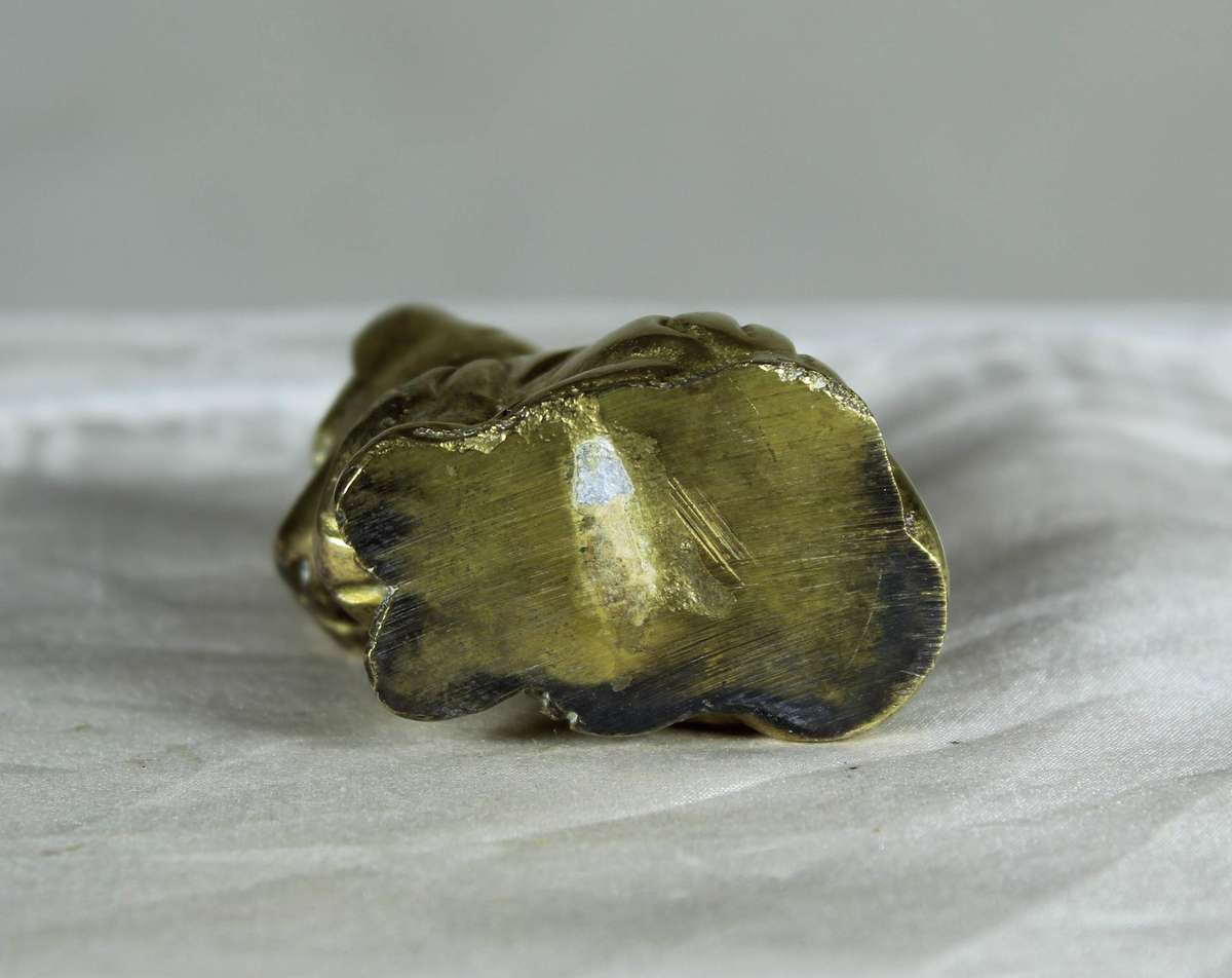 Miniature brass Scottie