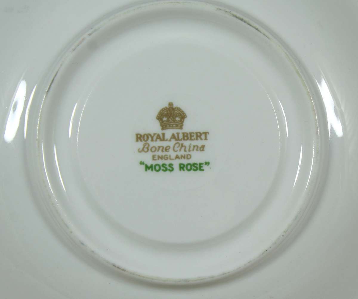 Royal Albert - Moss rose saucer