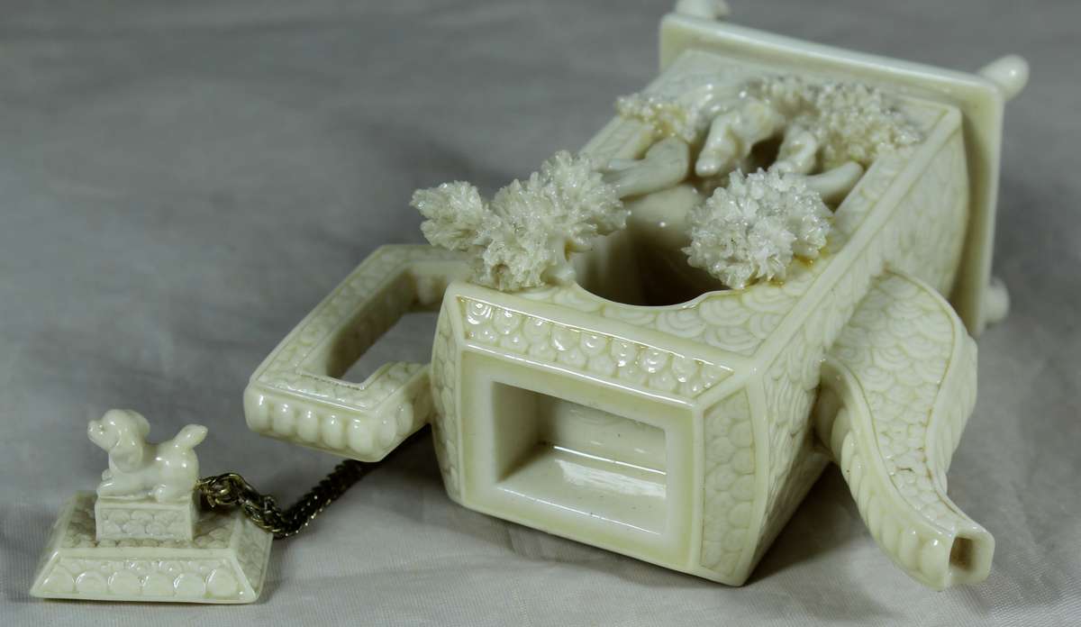 Nini oriental garden teapot