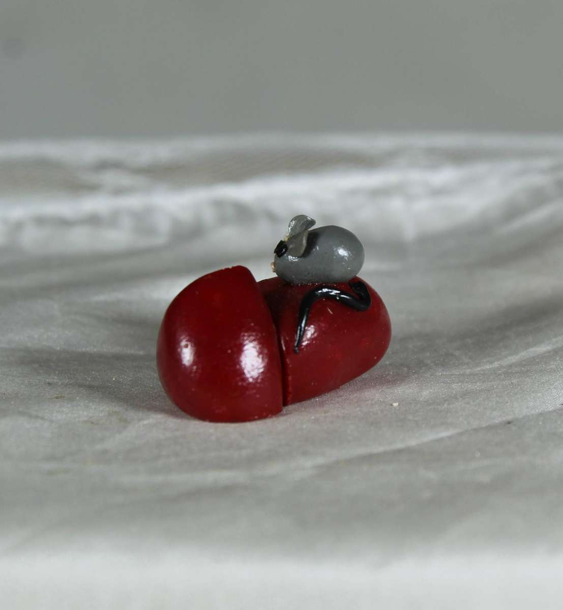 Mini miniature mice in the cheese