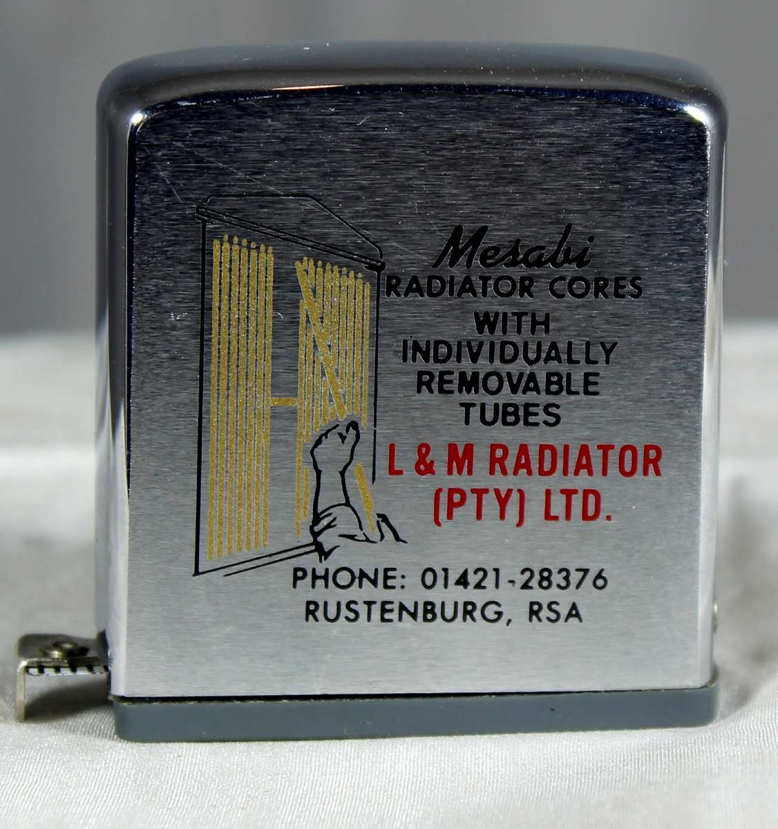 Very small L&M Radiator - Measuring tape in Zippo case