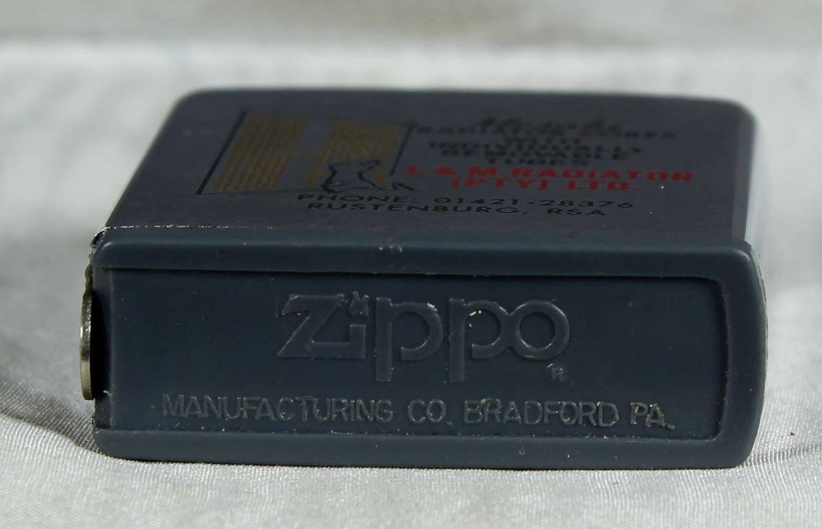 Very small L&M Radiator - Measuring tape in Zippo case