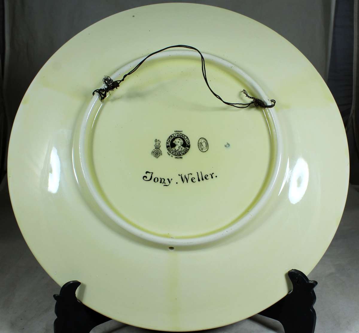 Royal Doulton display plate - Tony Weller charger