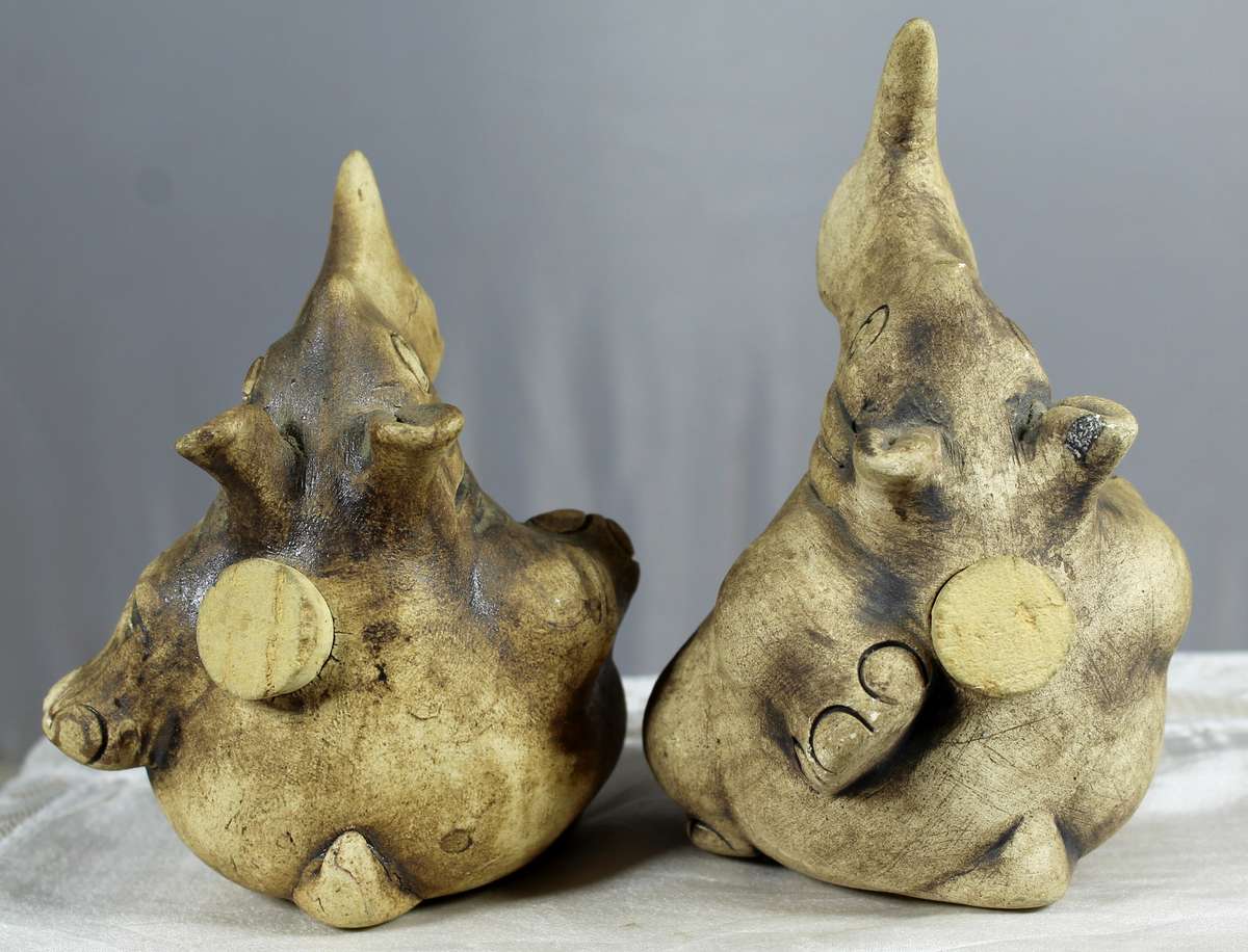 Pottery - Rhino - Salt & pepper shakers