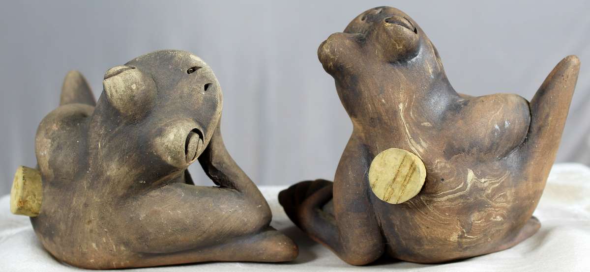 Pottery - Frogs - Salt & pepper shakers