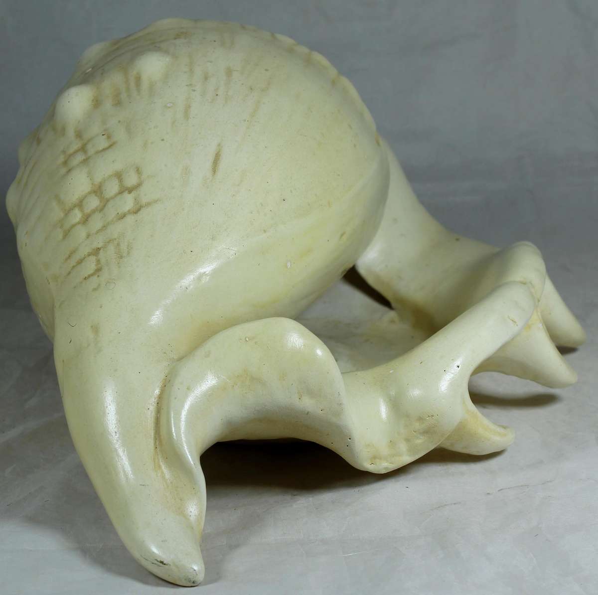 Very large ceramic shell