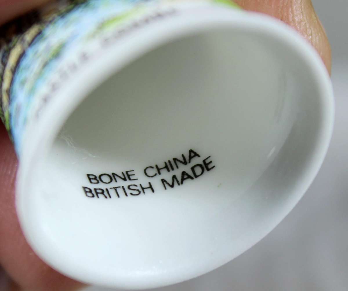 Bone China thimble - Castle Combe