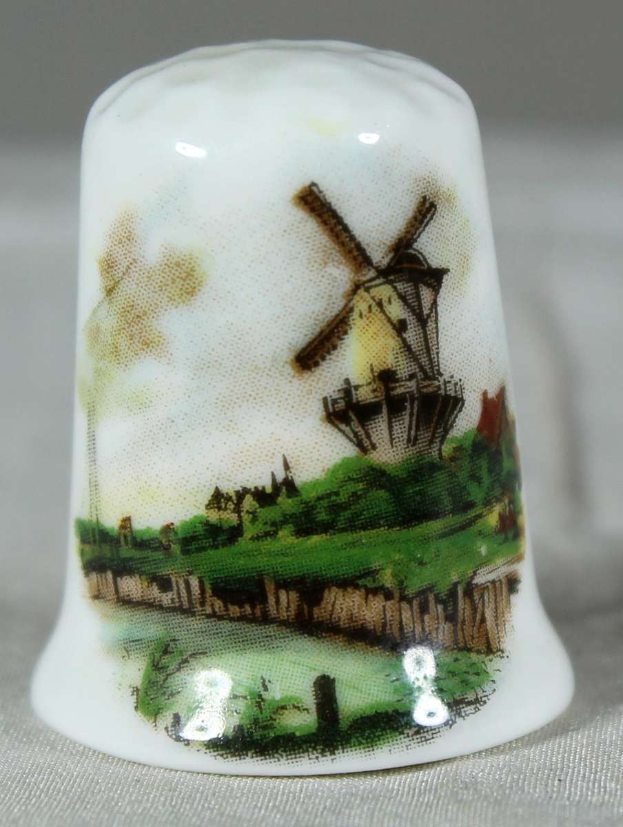 Bone China thimble - Windmill
