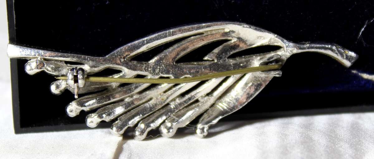 Leaf shaped marcasite vintage brooch