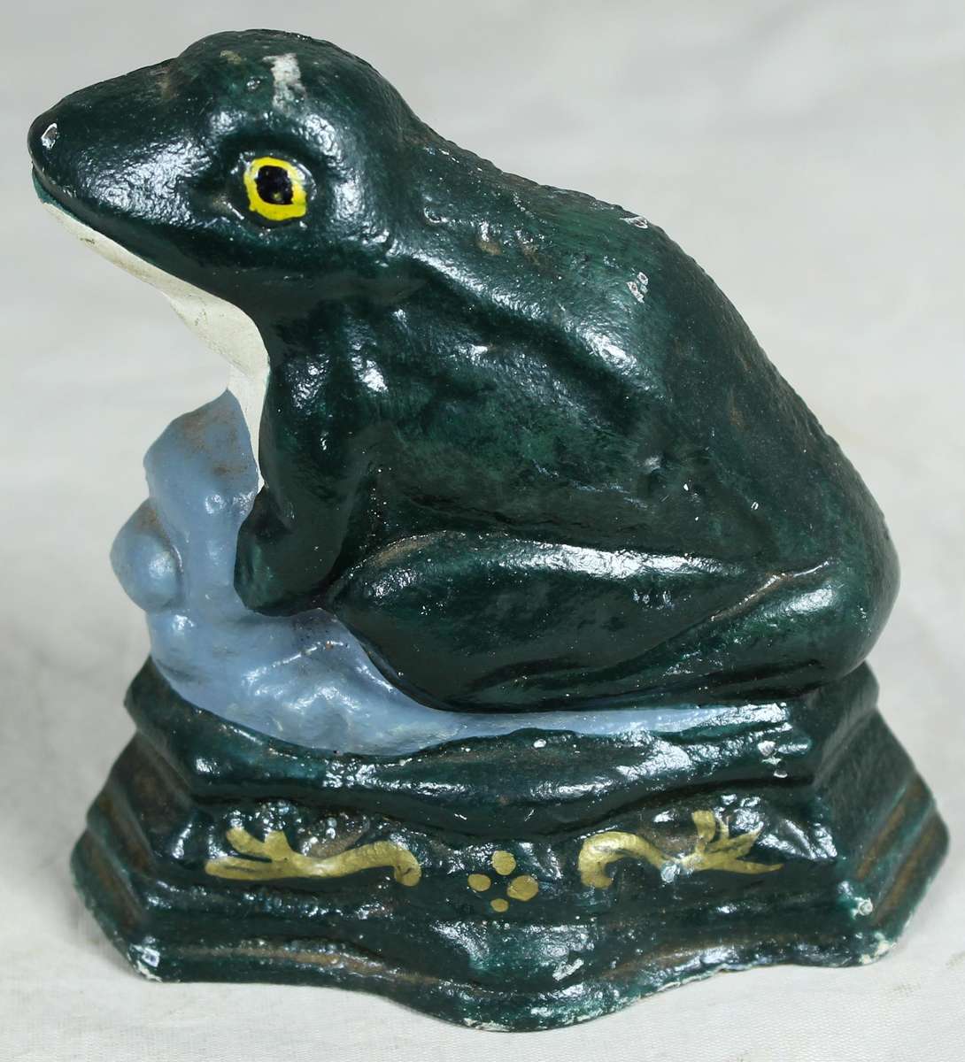 Cast iron frog door stop