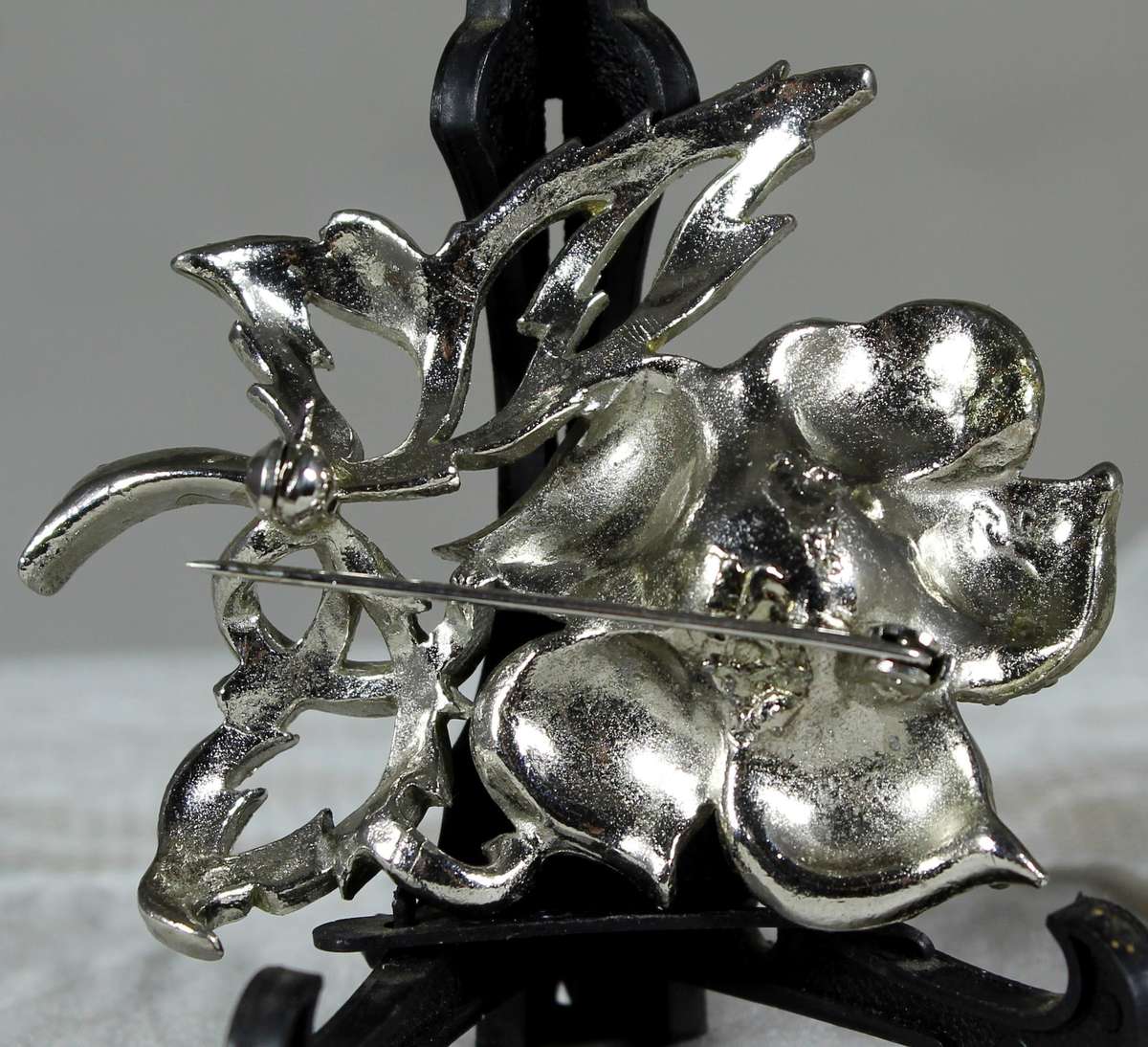 Vintage marcasite flower brooch