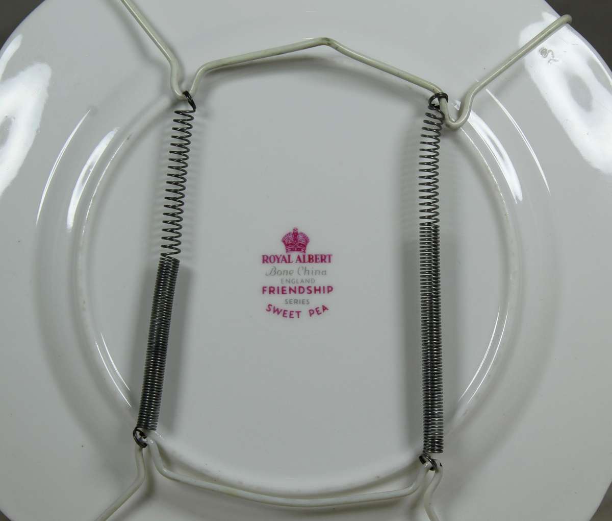 Royal Albert - Sweet pea display side plate