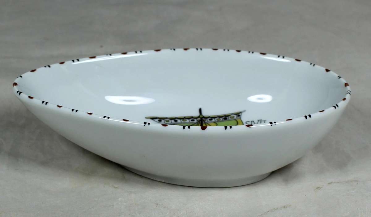 Limoges bowl with Viking boat motif