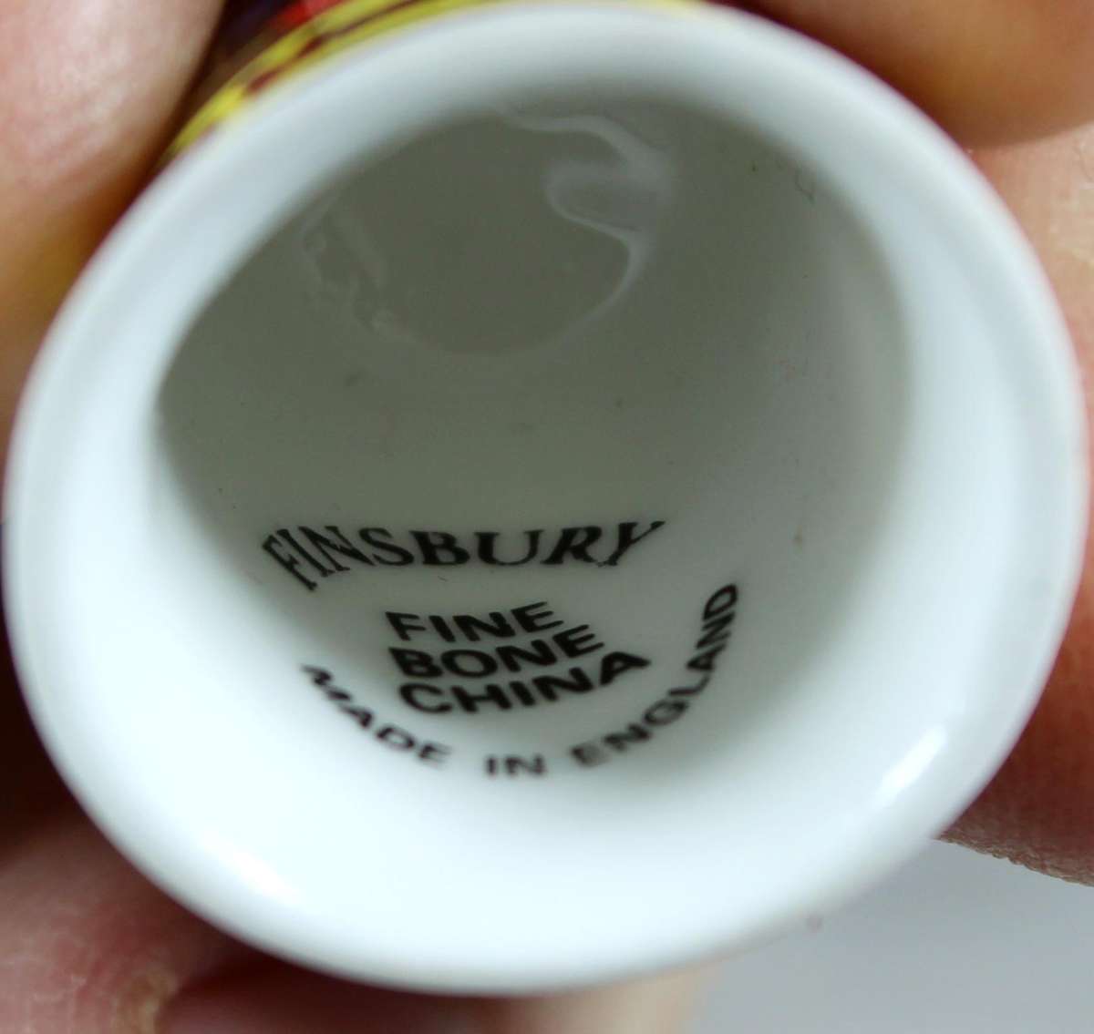 Bone China thimble - Advertising thimble - His Master's Voice
