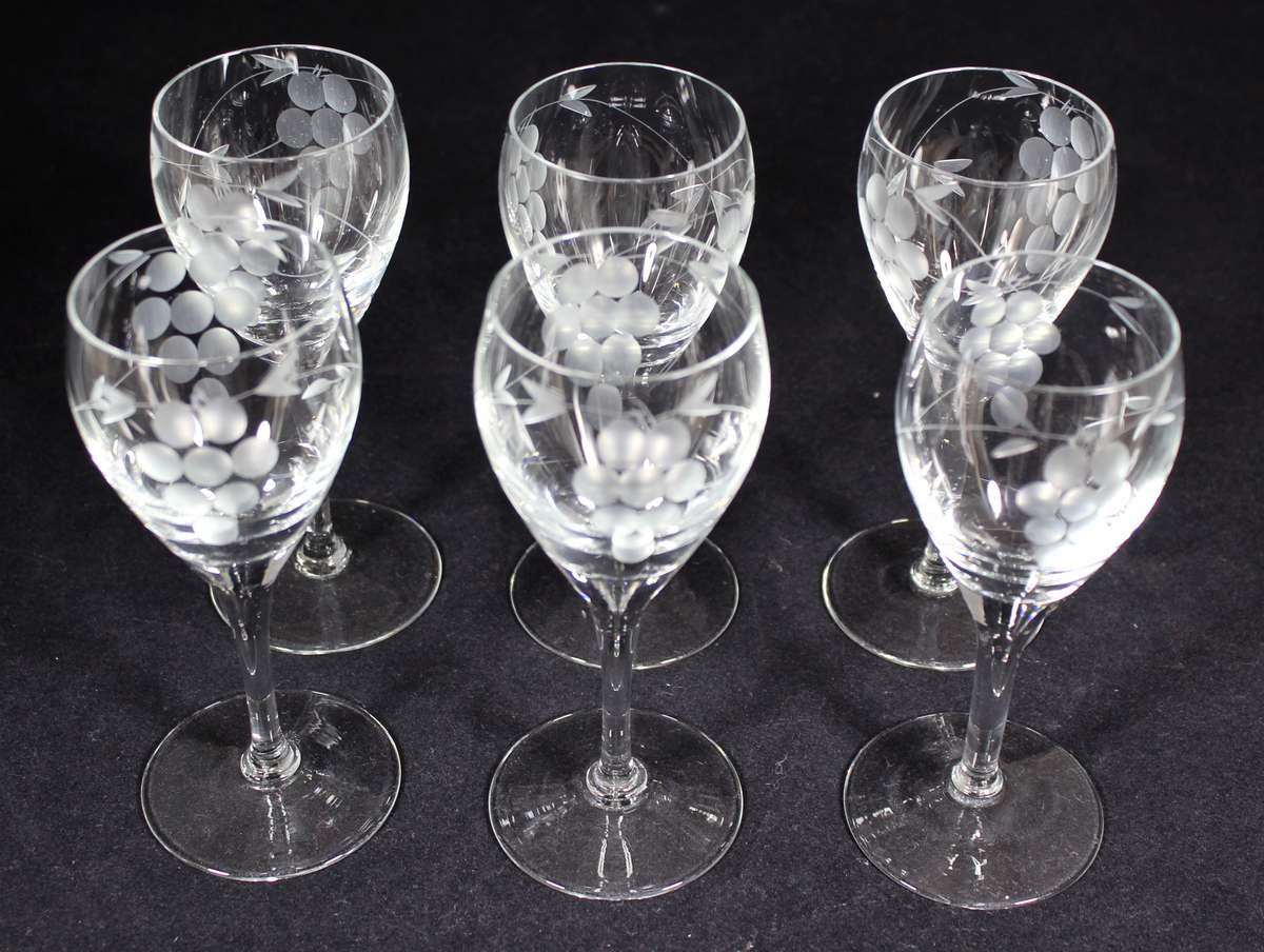 Set of six liqueur glasses with etched grapes motif