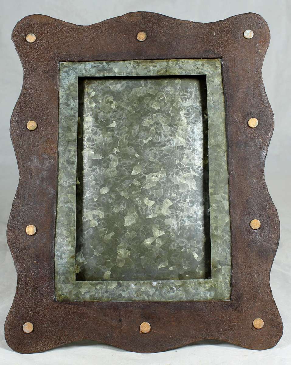 Artisan metal picture frame