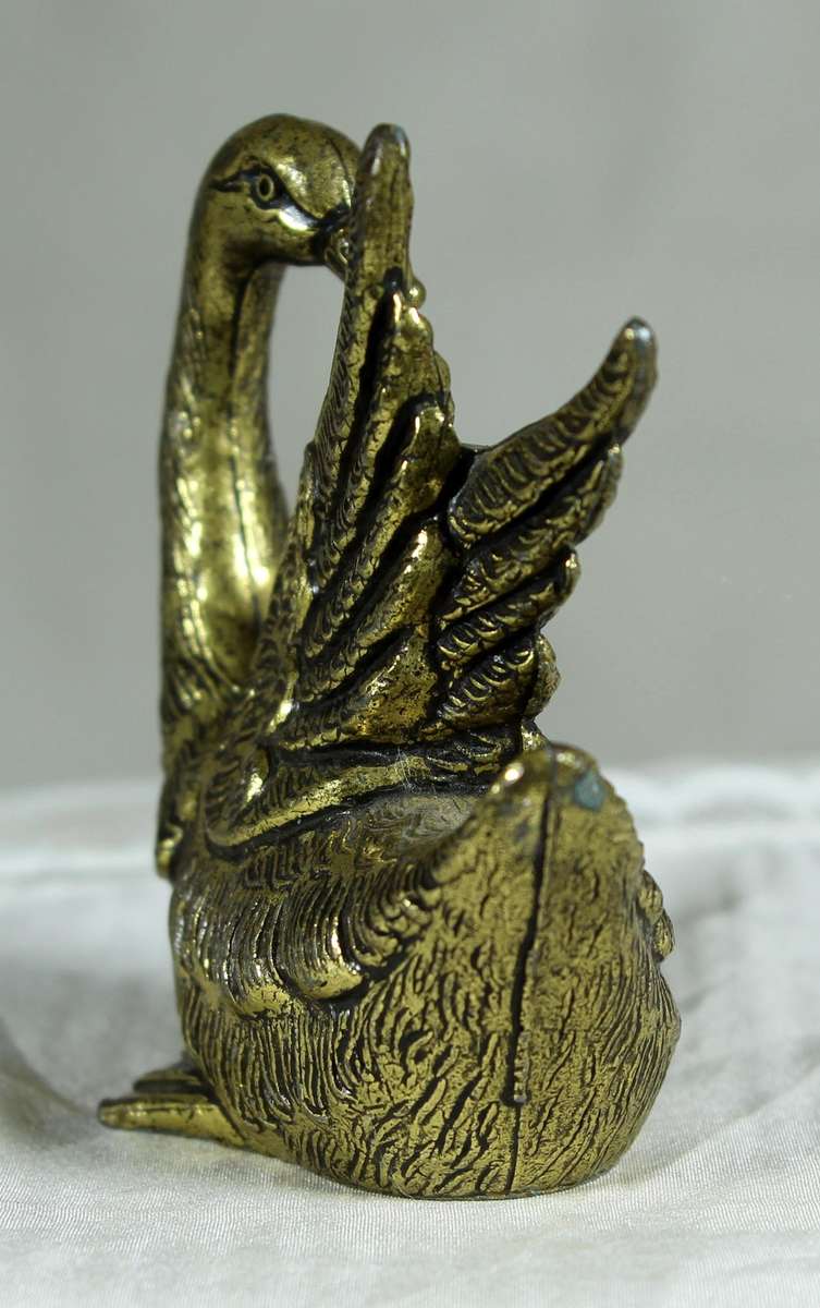 MOD BEP ( Italy) brass plated swan