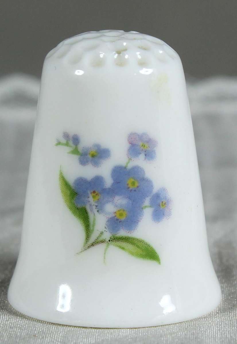Bone China thimble - lilac flowers