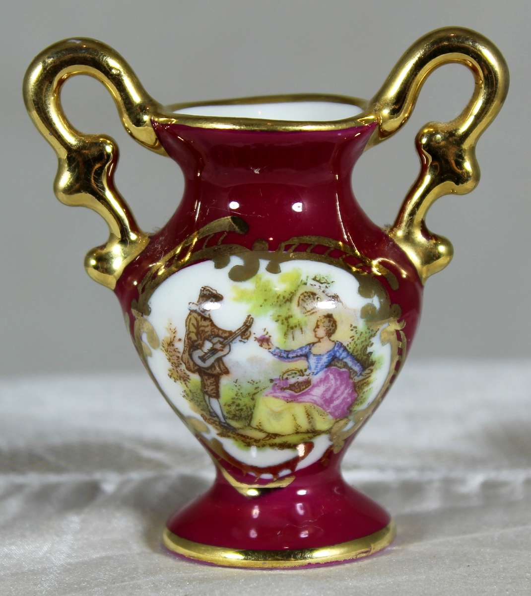 Miniature porcelain Limoges - Two handled vase