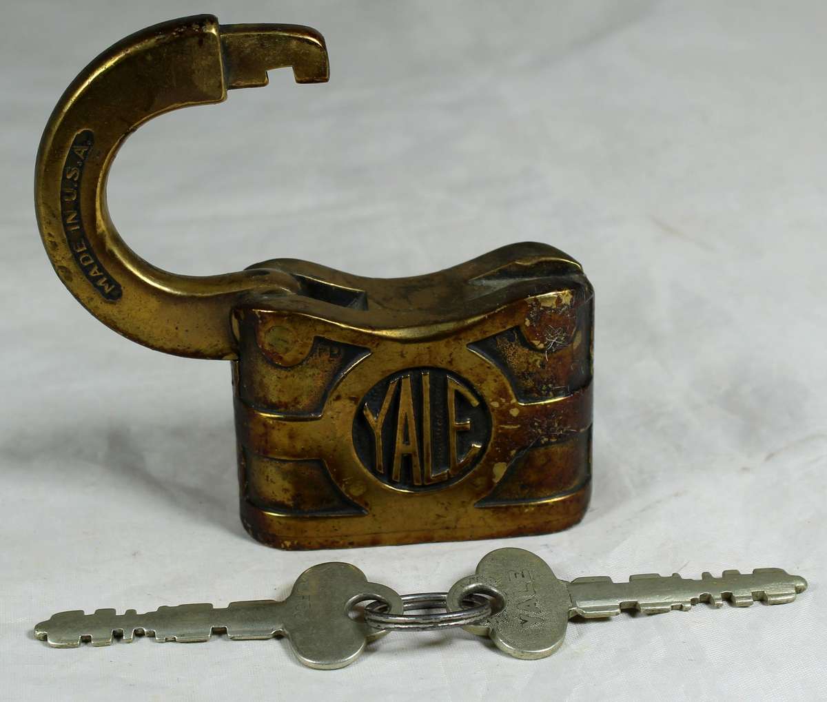 Vintage Yale brass lock with keys