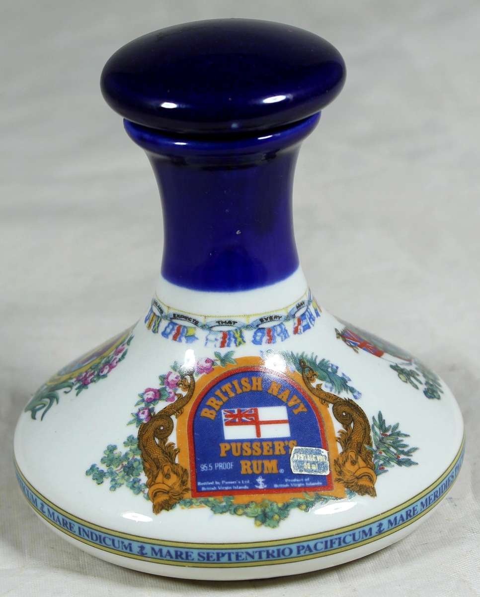 Mini liquor bottle - Pusser's rum