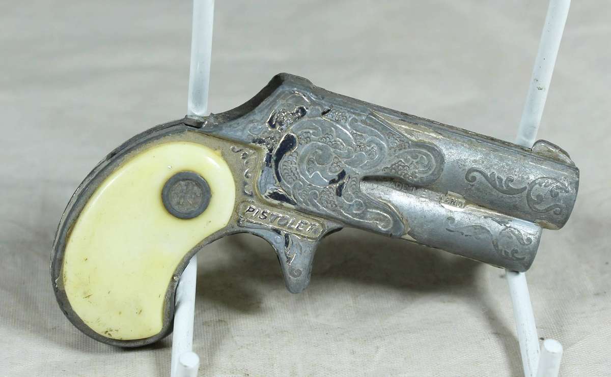 Miniature pistolet for restoration